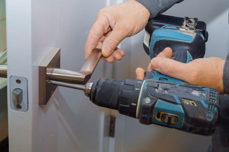 lock maintenance professional commercial locksmith services in lehigh acres, fl – fast and experienced locksmith services for your office and business